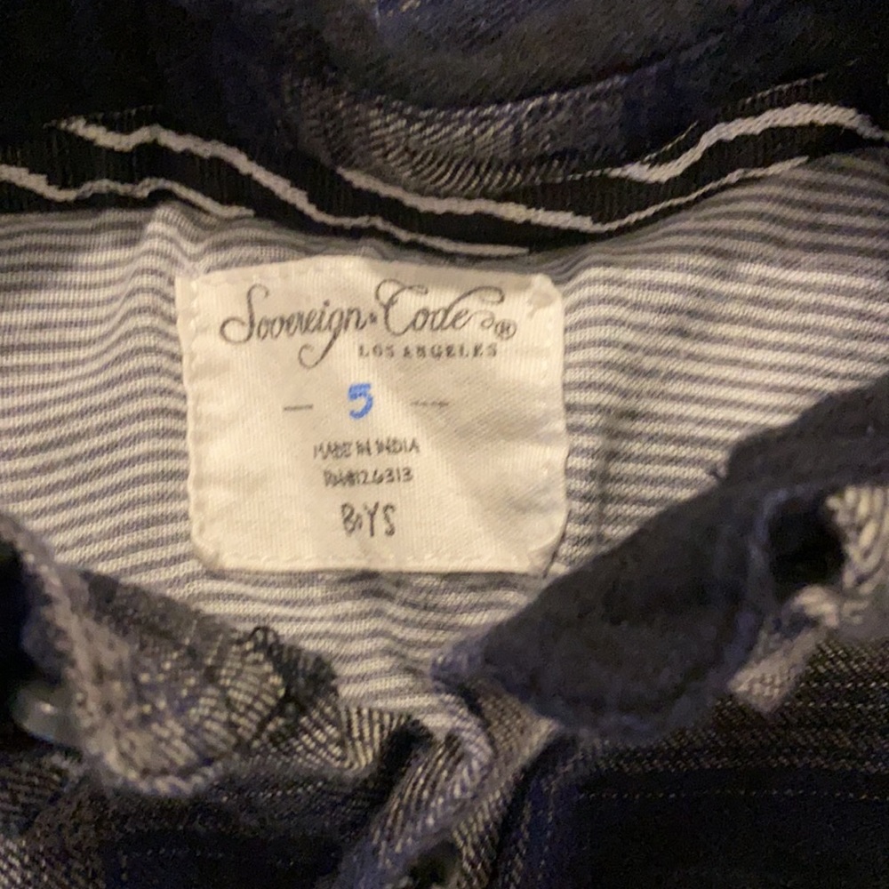 Sovereign Code Button down shirt 5 - Picture 2 of 4